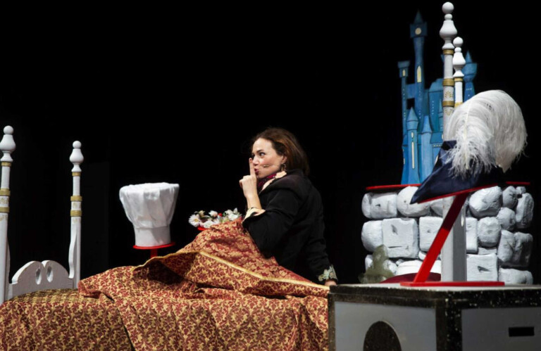 copertina di La bella addormentata?