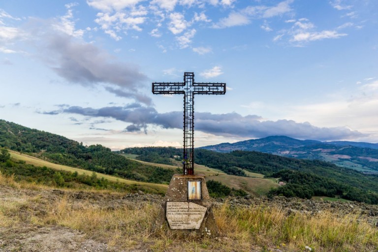 copertina di Sui sentieri partigiani di Monte Sole