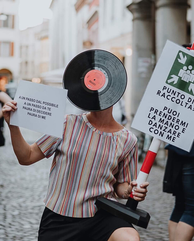 couverture de Music, whats in you? - Creazione per spazio non convenzionale