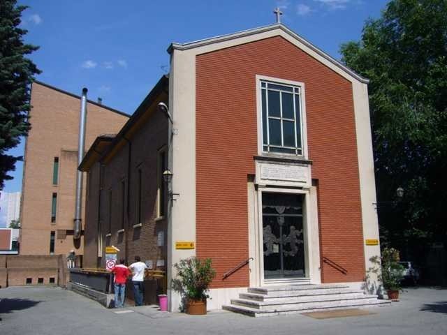La chiesa dei Santi Carlo Borromeo e Vincenzo dé Paoli - via del Lavoro (BO)