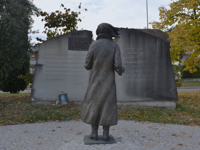 Nuovo monumento dell'eccidio di Pratomaggiore