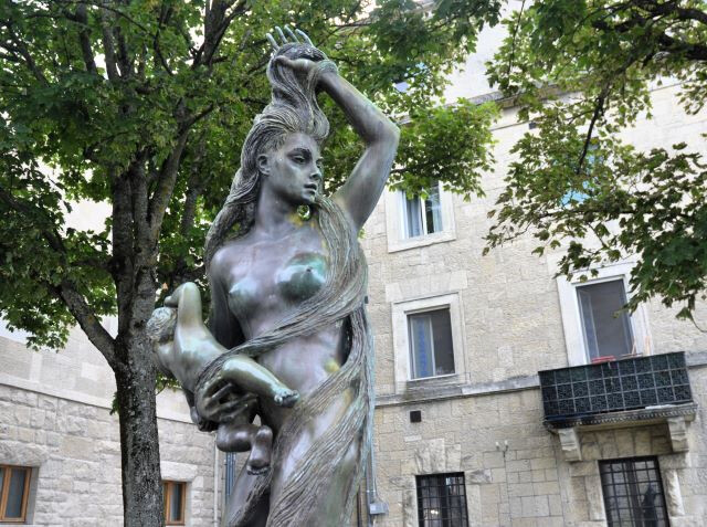Monumento a ricordo del bombardamento del 26 giugno 1944