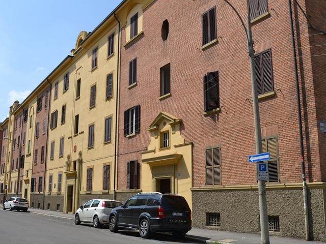 Case per ferrovieri - A. Mazzoni - via Jacopo della Quercia - via Serlio (BO)