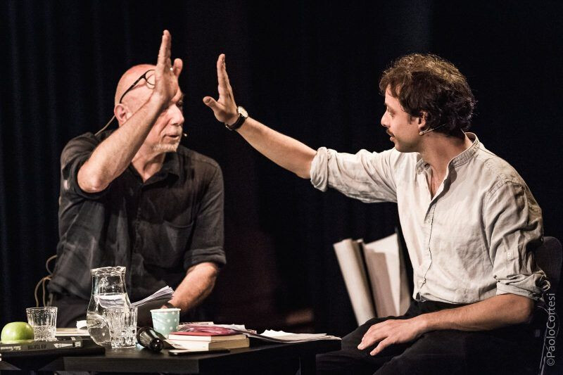 Se mi dicono di vestirmi da italiano non so come vestirmi | Nicola Borghesi / Paolo Nori 