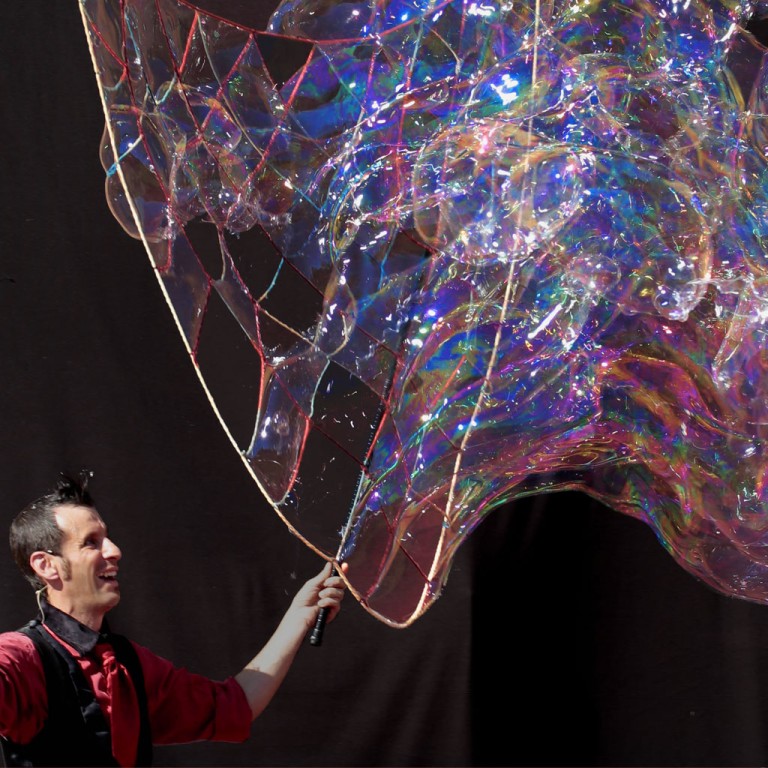 cover of La vie est bulle – Bubble on Circus/EasyShow coop