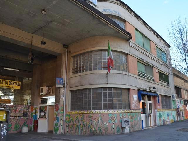 Ex mercato ortofrutticolo - via Fioravanti - Ingresso principale - particolare