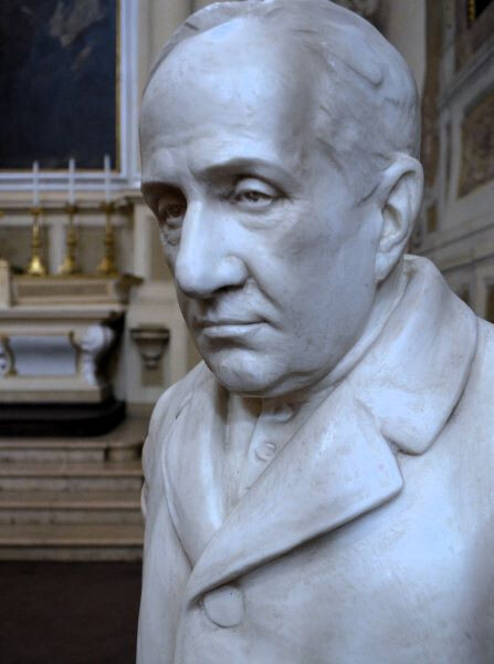 Busto di Don Giuseppe Gualandi