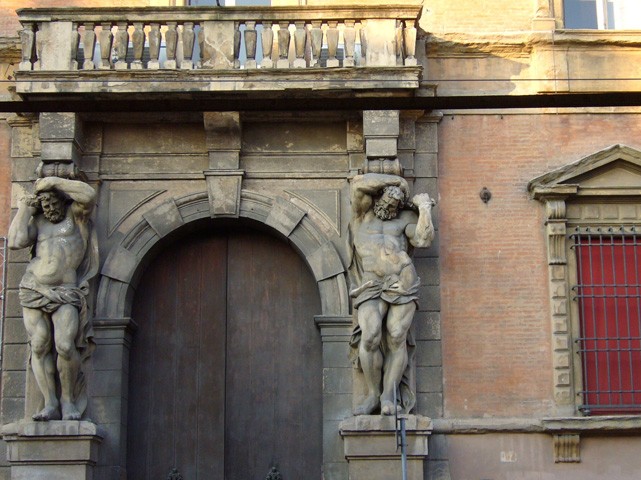 Palazzo Davia Bargellini - portale