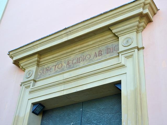 Chiesa di Sant'Egidio - portale - particolare