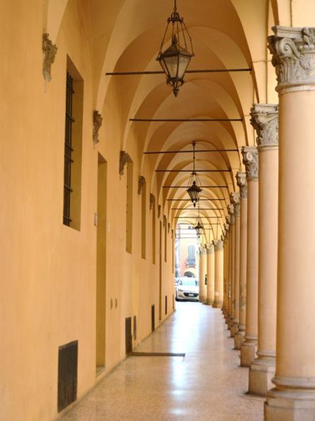 Palazzo Torfanini - portico - via San Giorgio