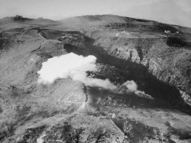 Bombardamento delle postazioni tedesche su Monte Adone 