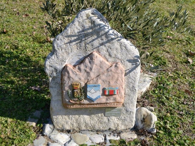 Monumento dedicato alla Brigata "Maiella"
