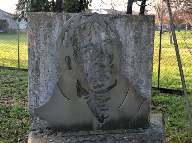 "A Vincenzo Monti. Che diede Omero all'Italia"