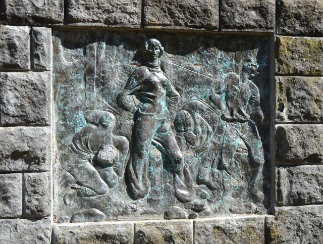 Monumento a Irma Marchiani e a tre partigiani pavullesi