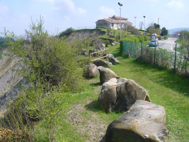 Monumento memoriale di Monte Sabbiuno