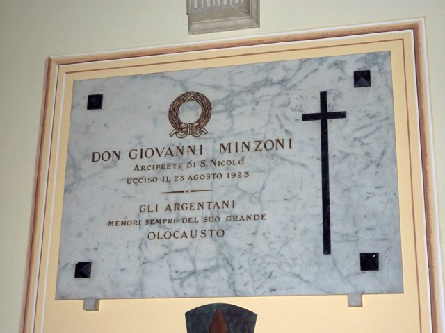 Tomba di don Minzoni 