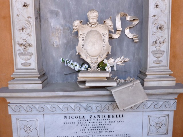 Tomba di Nicola Zanichelli 