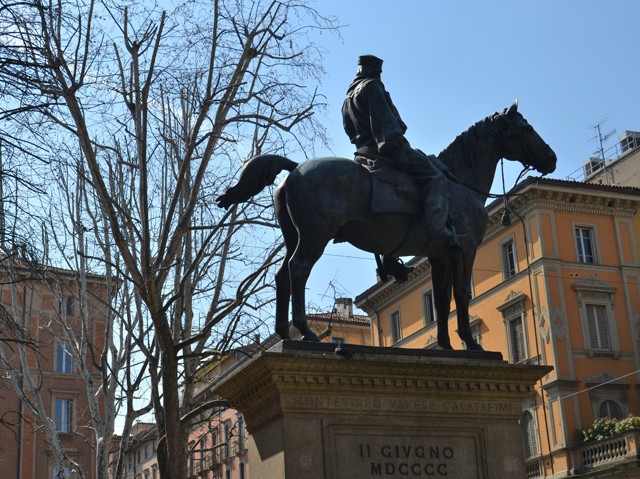 Il monumento a Garibaldi in via Indipendenza (BO) 