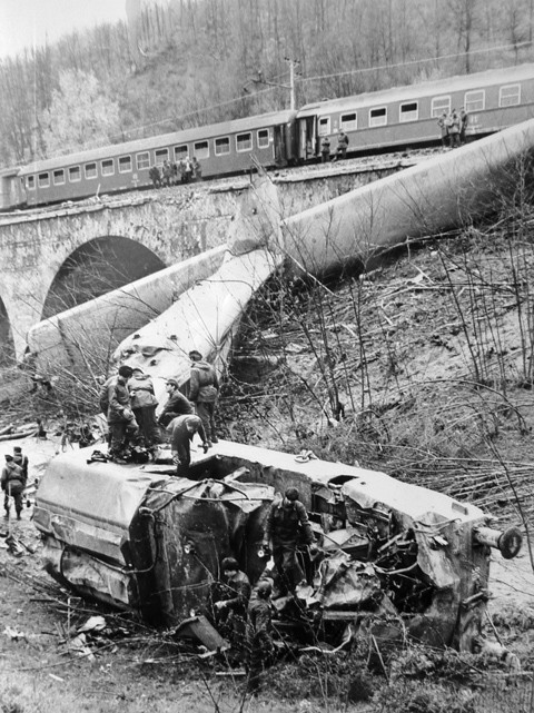 Il disastro ferroviario di Murazze di Vado - Fonte: VVFF (BO)