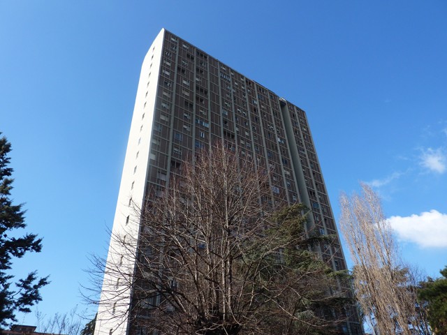 Grattacielo del complesso residenziale Meridiana (BO)