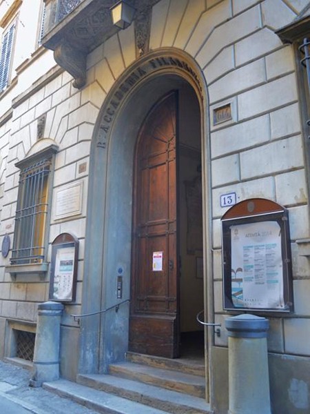 Palazzo Carrati - ingresso