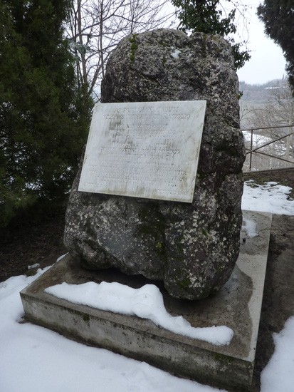 Cippo in memoria dei caduti della 63a Brigata Garibaldi a Rasiglio di Sasso Marconi (BO)