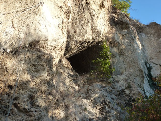 Apertura di grotta 