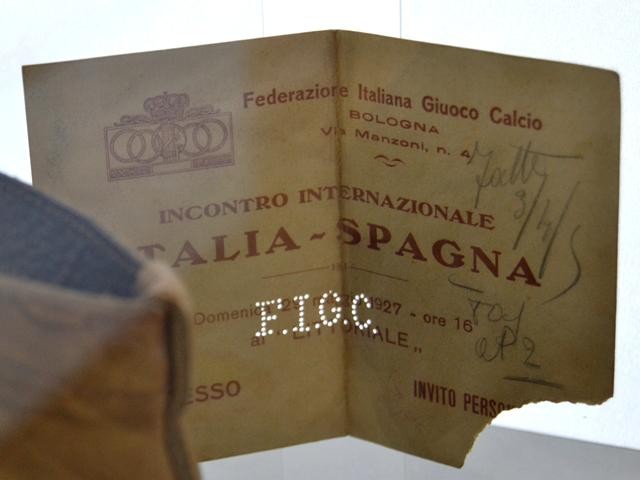 Biglietto della partita inaugurale del Littoriale: Italia-Spagna - 29 maggio 1927 - Mostra "Bologna FC 1909. 110 anni di grande calcio" - Villa delle Rose - via Saragozza (BO) - 2019