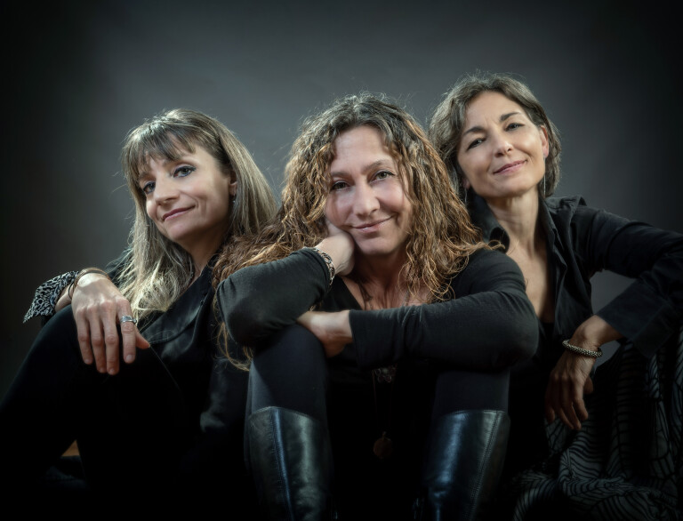 copertina di Indaco Trio - D’amore e d’orgoglio. Dedicato a Billie Holiday e Nina Simone