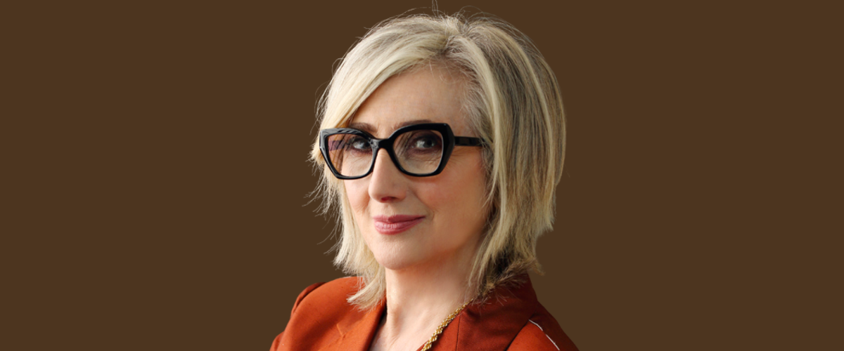 Madre Courage e i suoi figli. Lunetta Savino