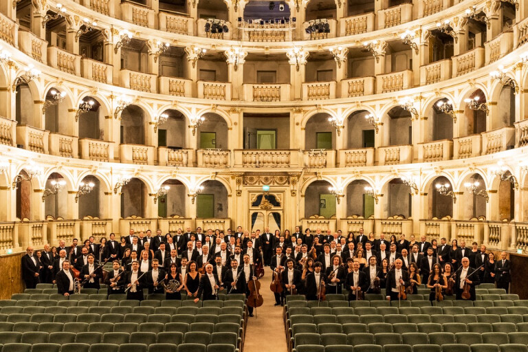 Solo Orchestra Coro Comunale Bologna 