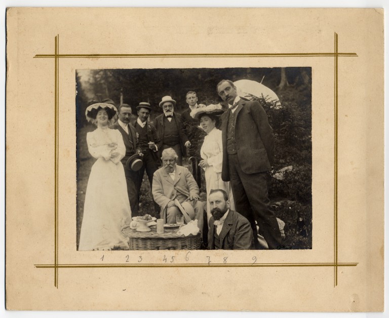 immagine di Merenda alla pineta di Motta (Madesimo) nel 1903