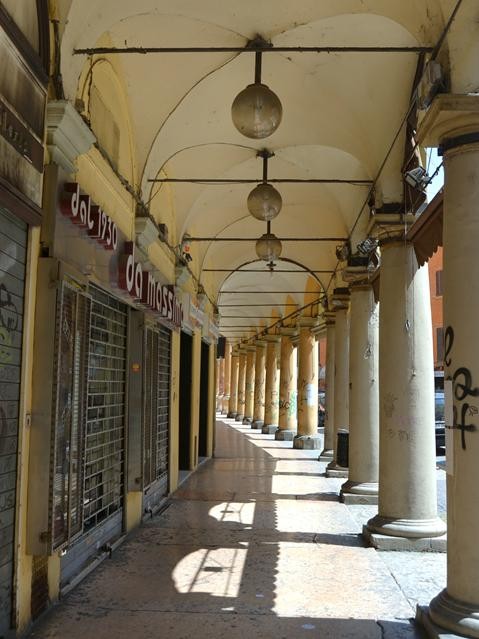 Casa Bernacchi - portico