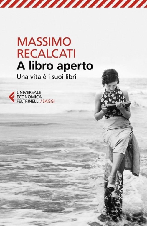 copertina di A libro aperto. Una vita è i suoi libri