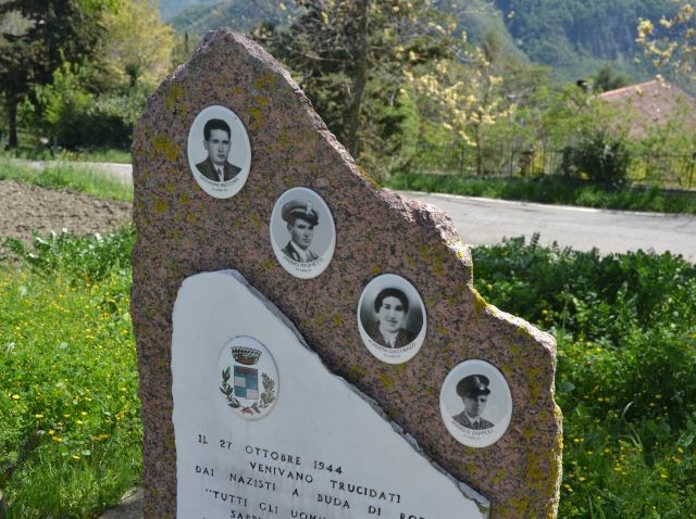 Monumento a ricordo delle uccisioni