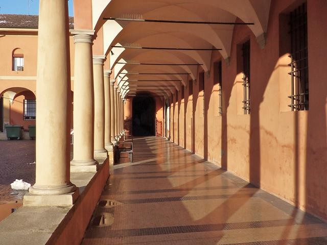 Chiesa di San Girolamo della Certosa - portico