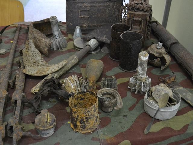 Resti di armi e di attrezzature militari trovate sul fronte della Garfagnana - Museo della Seconda Guerra Mondiale di Molazzana (LU)