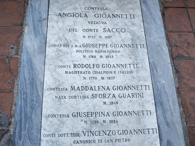 Tomba della famiglia Gioannetti 