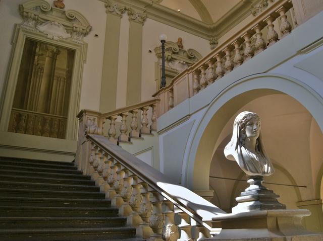 Palazzo Marescotti Brazzetti - scalone - particolare