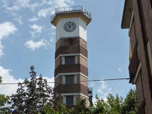 La torre serbatoio del Villaggio Volpe - Casalecchio di Reno (BO)