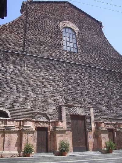 La chiesa sconsacrata di Santa Lucia in via Castiglione