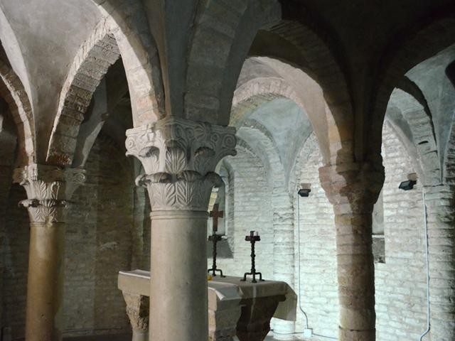 Chiesa dell'Abbadia - cripta di S. Zama