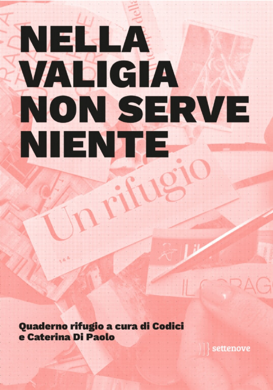 copertina di Nella valigia non serve niente. Prendere parola con un taccuino