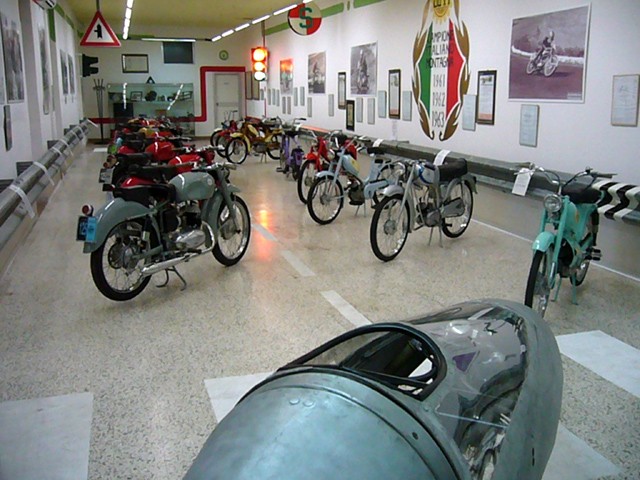 Interno del museo DEMM a Porretta Terme