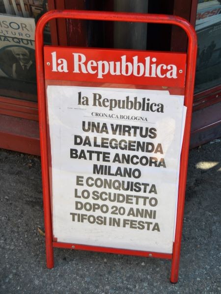 I giornali bolognesi annunciano la vittoria della Virtus