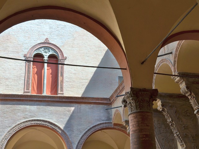 Palazzo Ghisilardi - interno