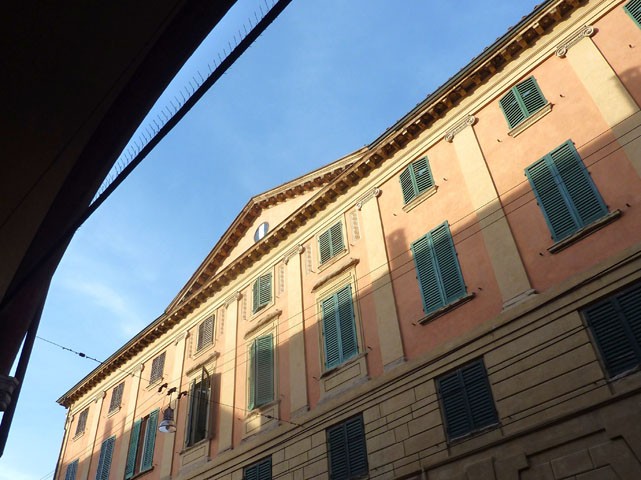 L'edificio dell'ex Albergo del Corso 