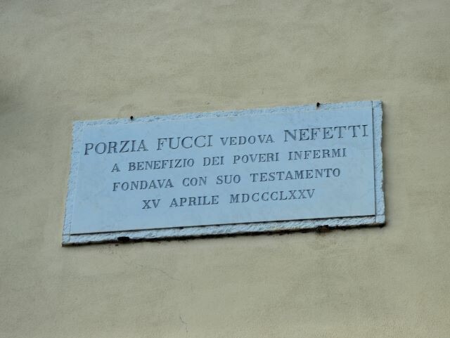 Lapide a ricordo della fondazione dell'ospedale Nefetti