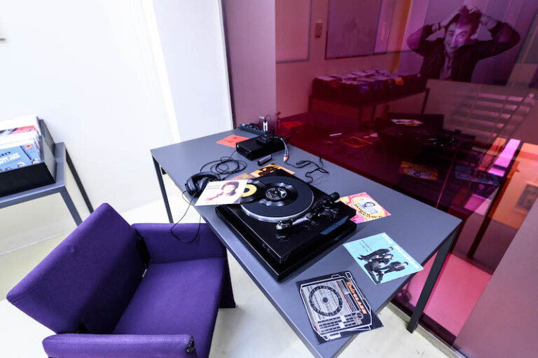 Sala Ascolto Vinili 2 d.jpg