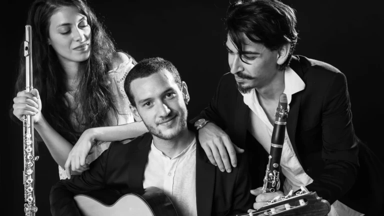 cover of Helianthus Trio